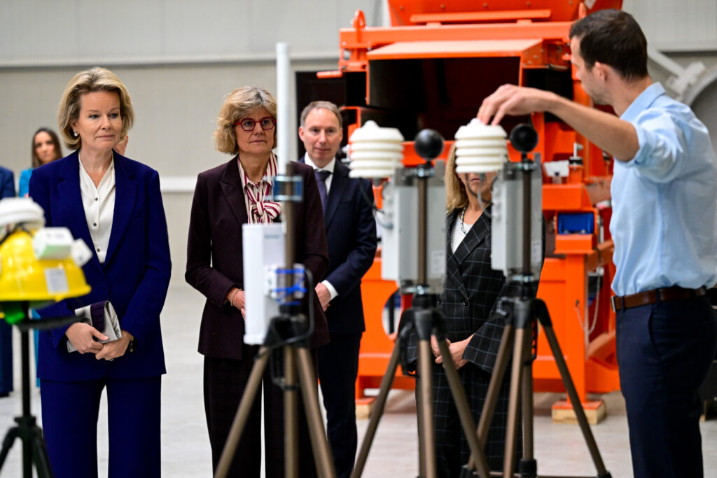 Queen Mathilde visits Flemish Institute for Technological Research
