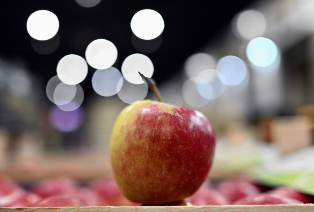 Does an apple a day keep the doctor away?
