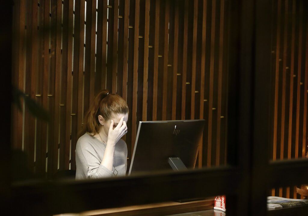 One in three Belgian employees at risk of burn out