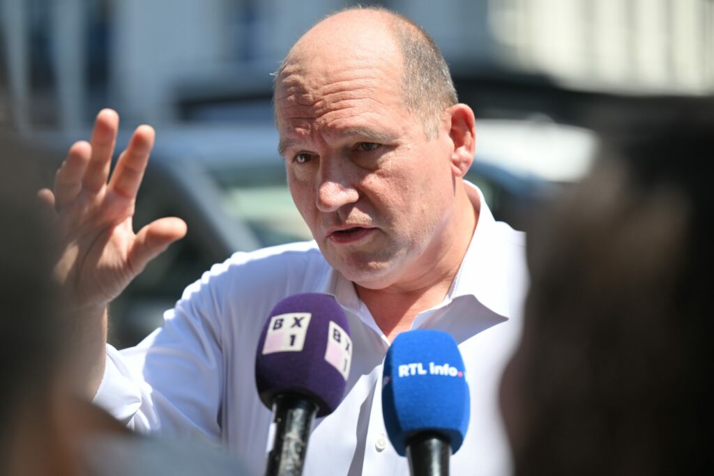 Brussels Mayor dismisses proposal for joint police-military unit as 'nonsense'