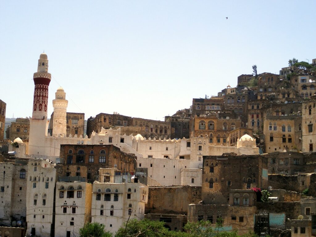 EU Parliament urges Houthi terror designation, citing law violations, energy fallout